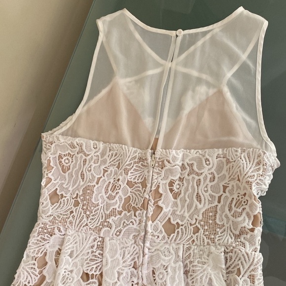 Francesca Cream Colored Lace White Dress Size M - Picture 6 of 8
